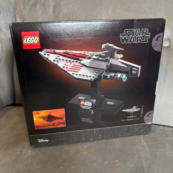 LEGO Star Wars Acclamator-Class Assault Ship 75404 – Collector Display Set - Picture 2 of 3